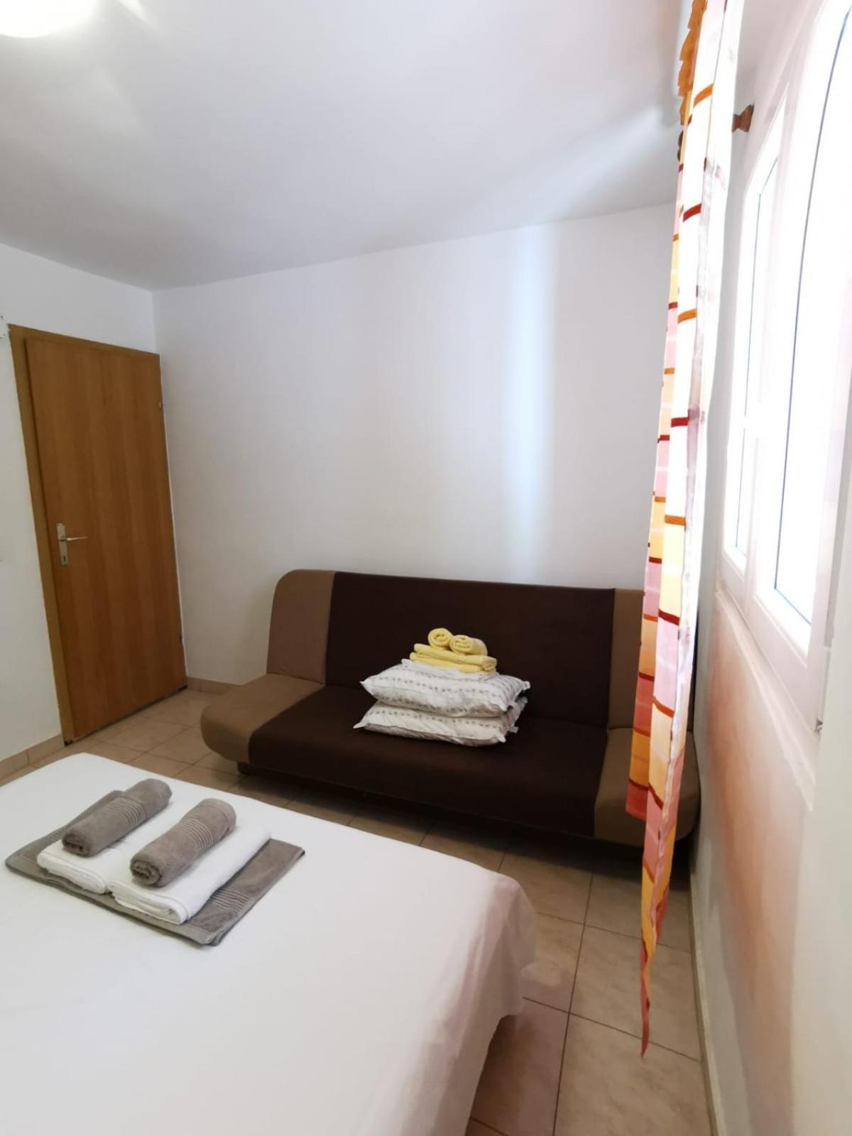 Apartments By The Sea Mimice, Omis - 14230 Quarto foto